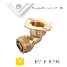 EM-F-A094 90 degree manguera de codo latón conector de brida de compresión